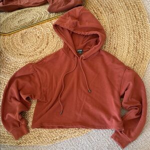 Cropped Hoodie